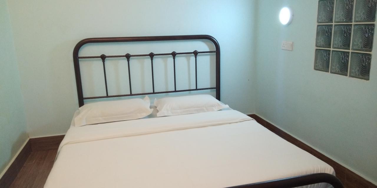 Halo Hostel Кота Кинабалу Екстериор снимка