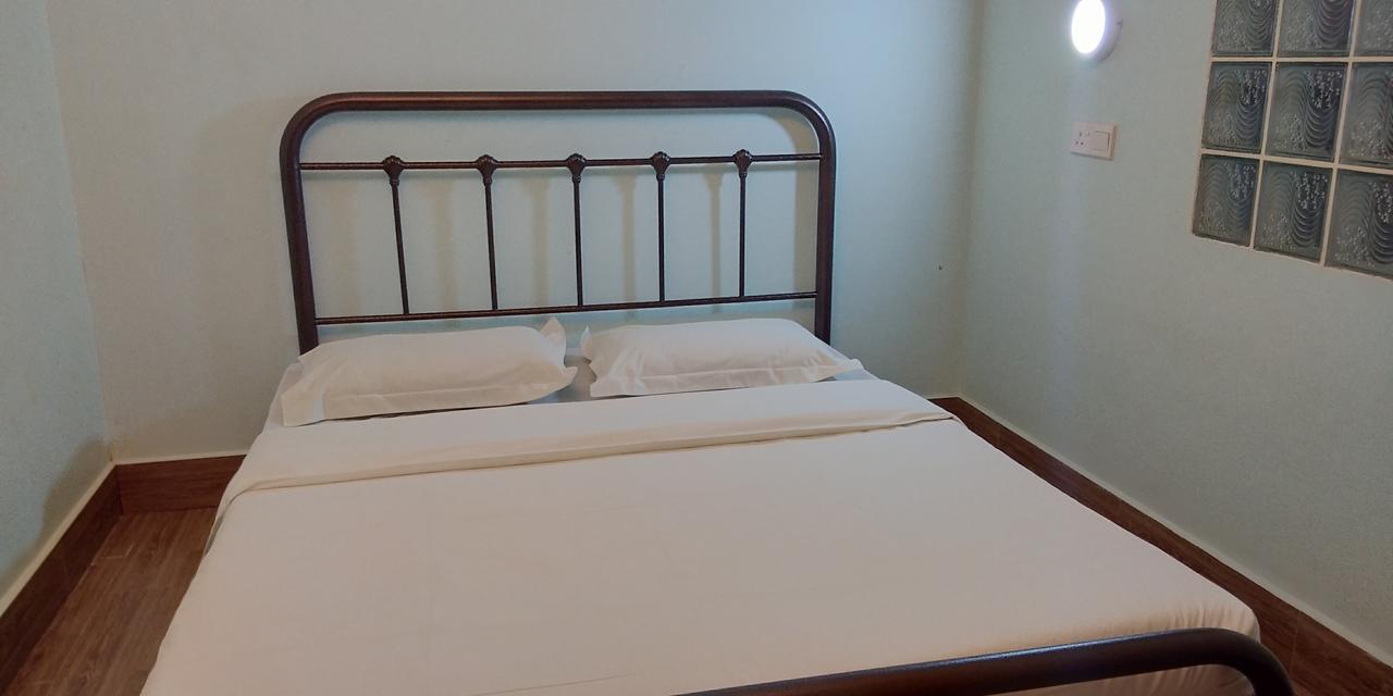 Halo Hostel Кота Кинабалу Екстериор снимка