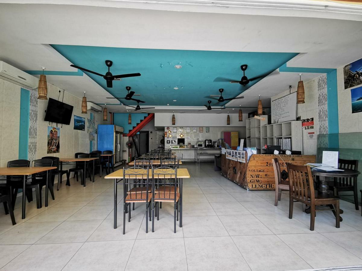Halo Hostel Кота Кинабалу Екстериор снимка