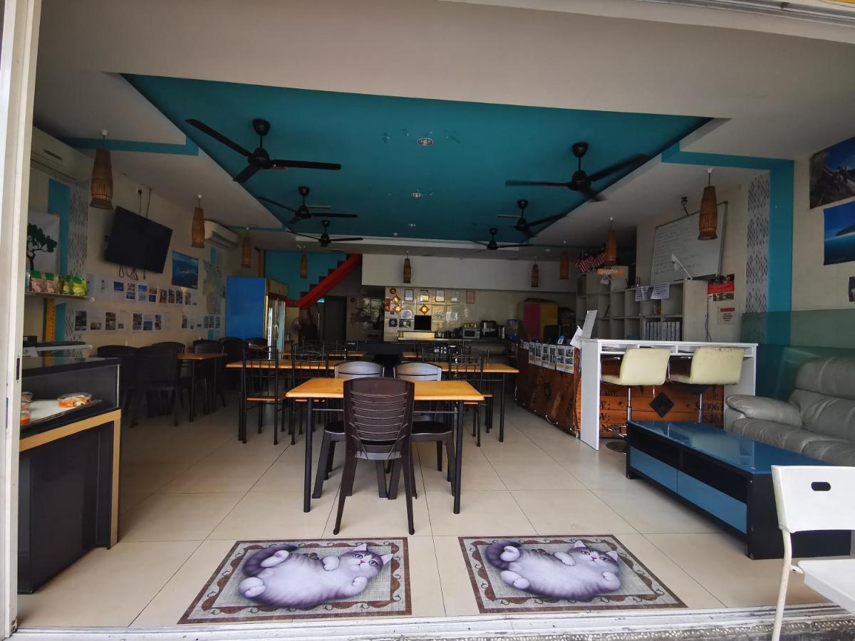 Halo Hostel Кота Кинабалу Екстериор снимка