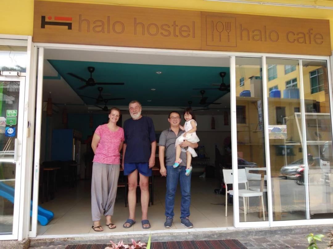 Halo Hostel Кота Кинабалу Екстериор снимка