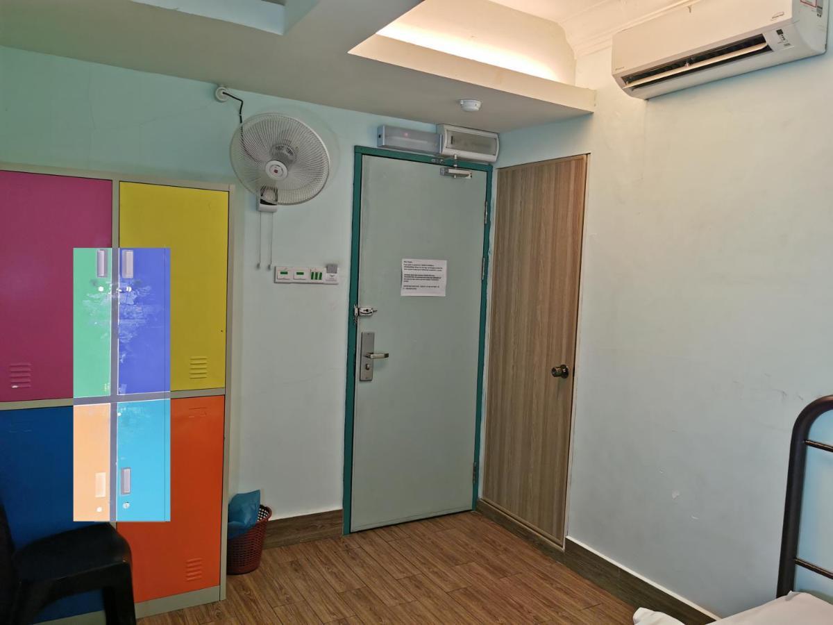 Halo Hostel Кота Кинабалу Екстериор снимка