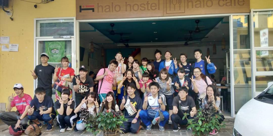 Halo Hostel Кота Кинабалу Екстериор снимка