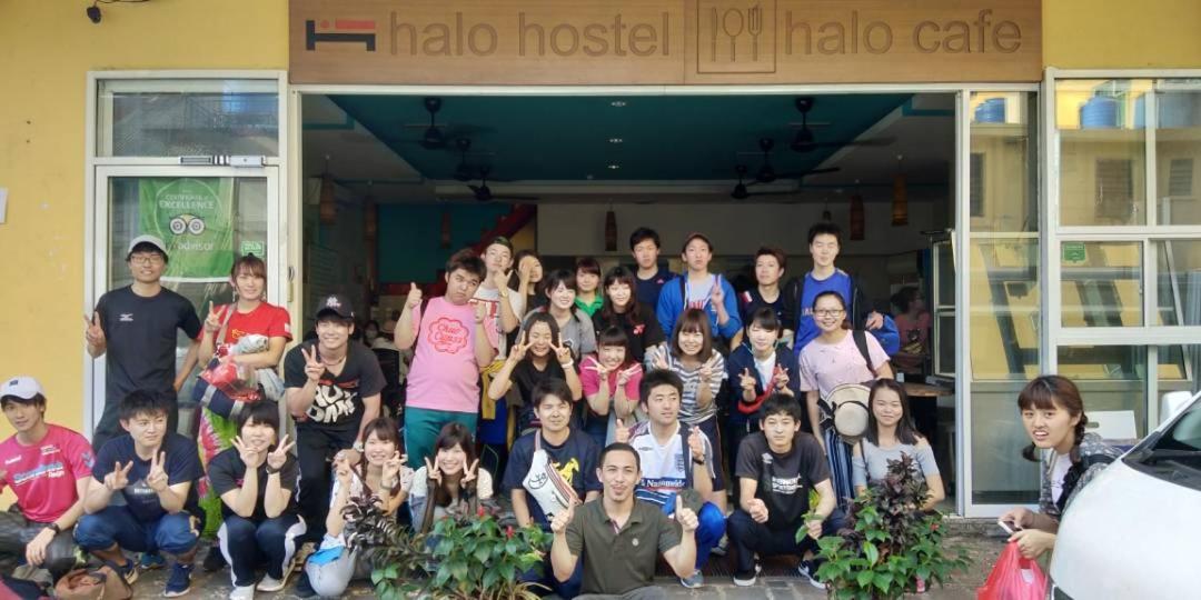 Halo Hostel Кота Кинабалу Екстериор снимка